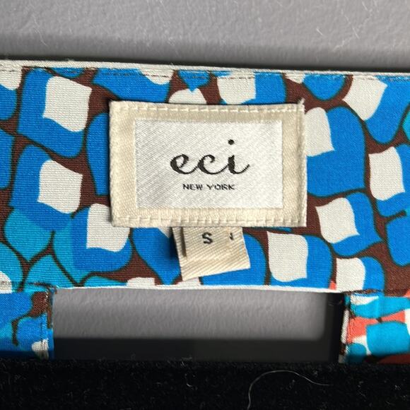 ECI Blue and Red Geometric Print Tunic Size Small - Picture 2 of 8